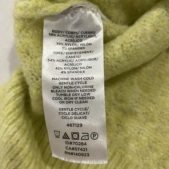 LOFT Cable Knit Sweater - Small - Picture 4 of 5